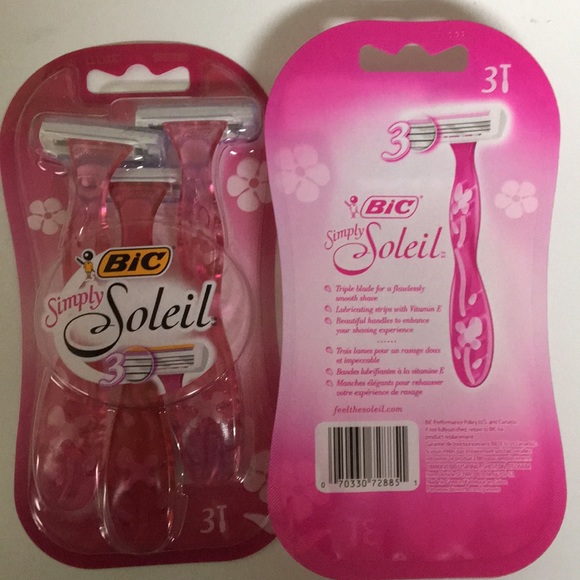 Women’s Disposable Razor Bundle - Picture 2 of 6